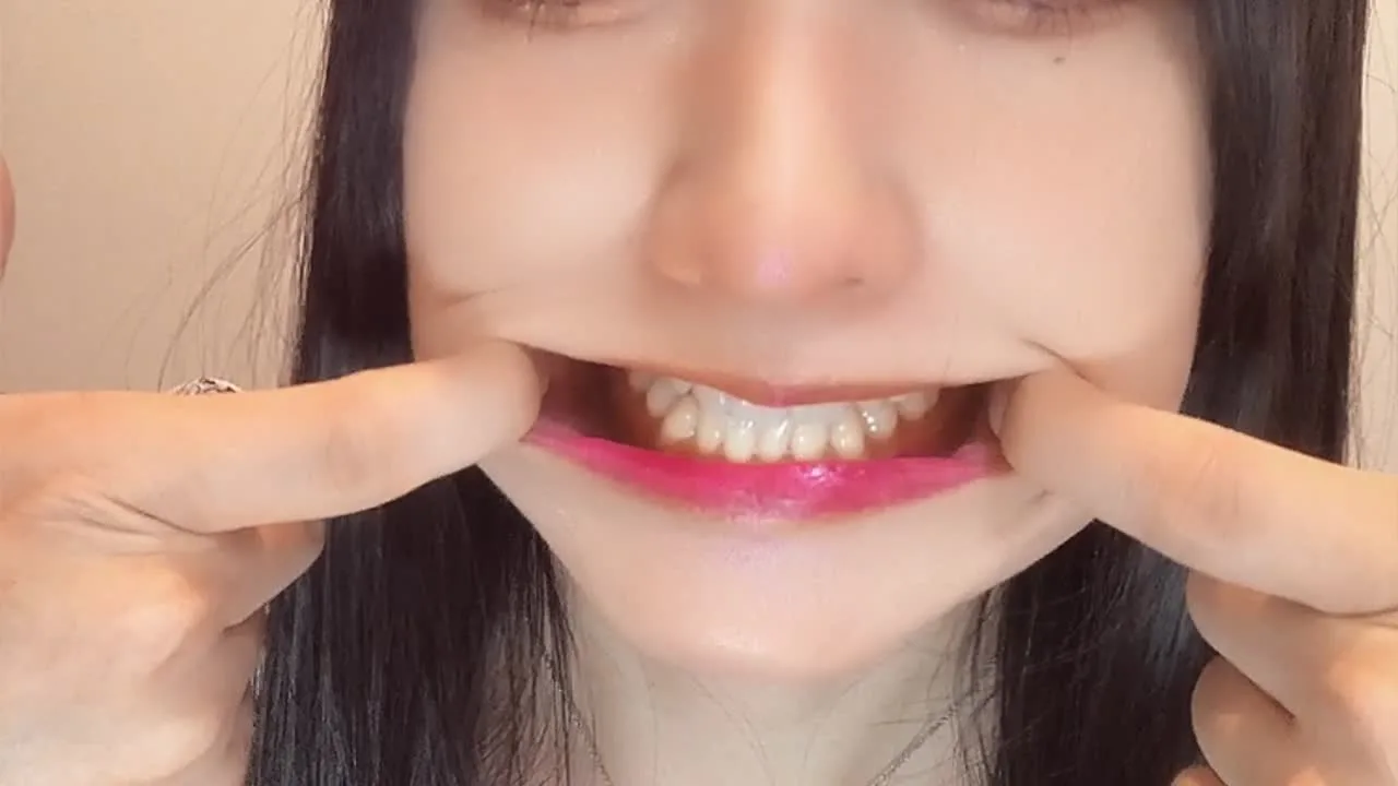 歯フェチのためのショート動画 - FC2 Video