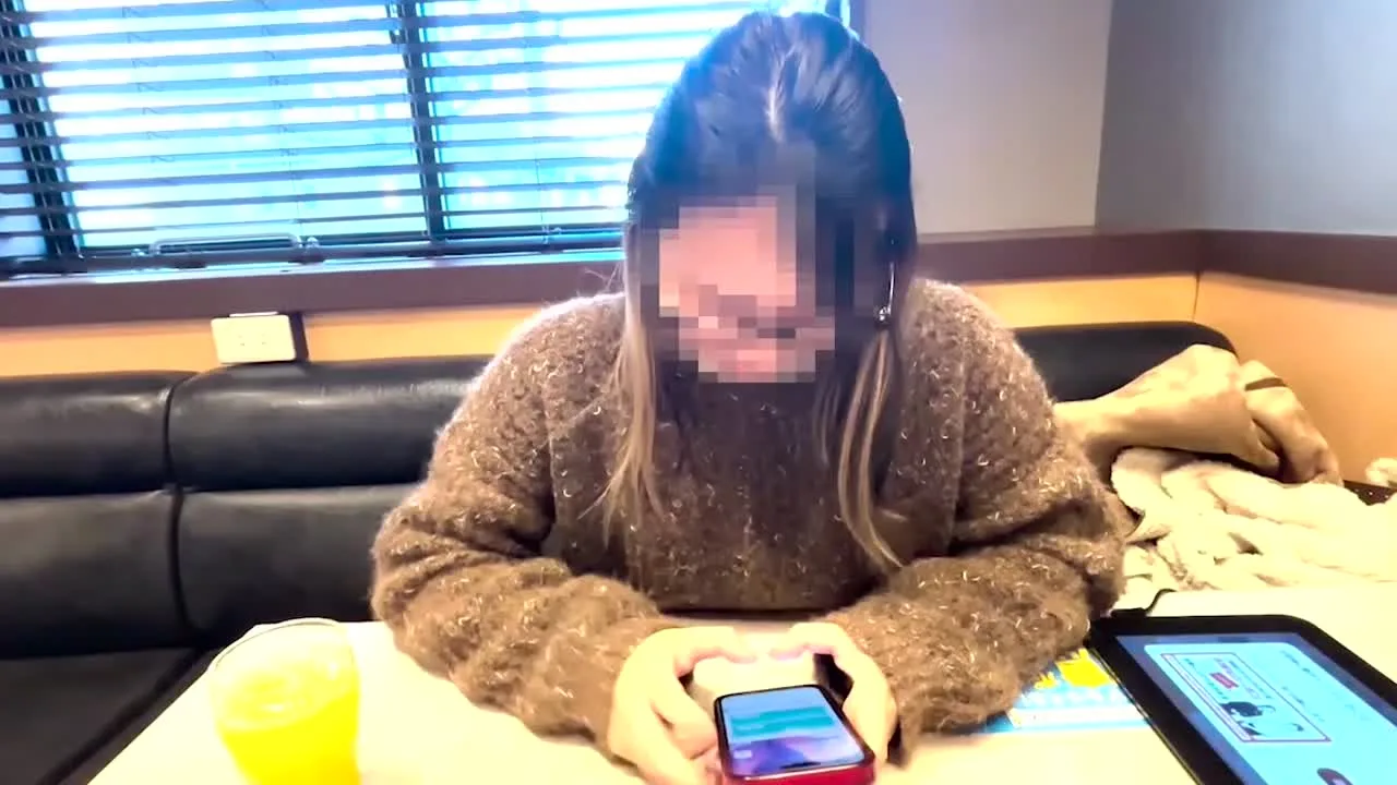 特典あり 激かわ女友達に目隠しさせて顔も知らない男性と濃厚フレイ - FC2 Video
