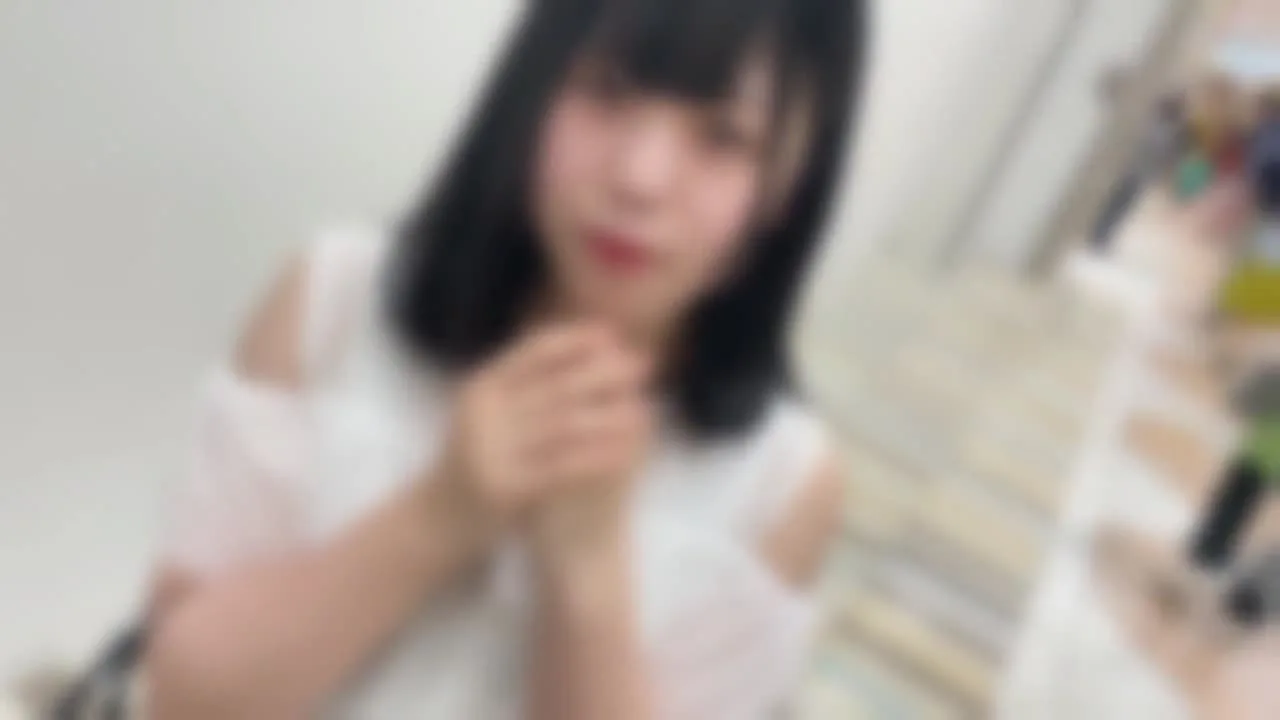 【2発の大量中出し】甘えん坊な彼女が働くオンナになった就職祝いにイチャラブデート - FC2 Video