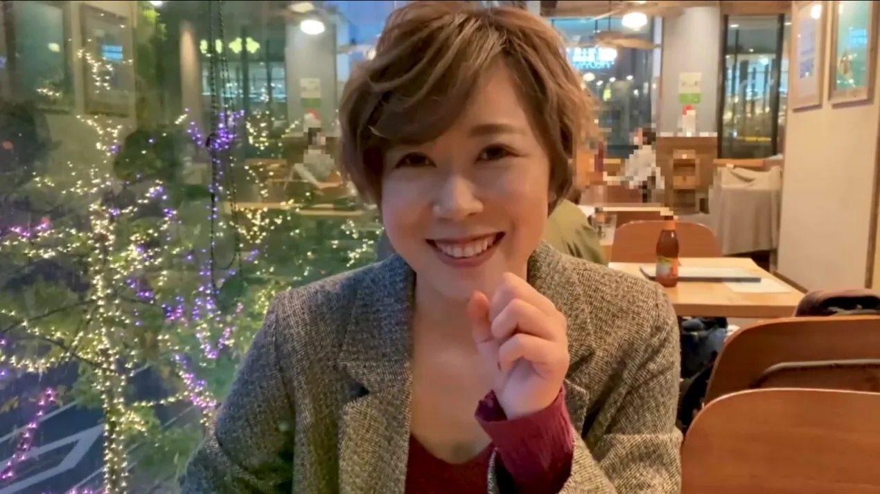 欲求不満のスタイル抜群のパイパンキャバ嬢のおねだり濃厚SEXが極上でした - FC2 Video