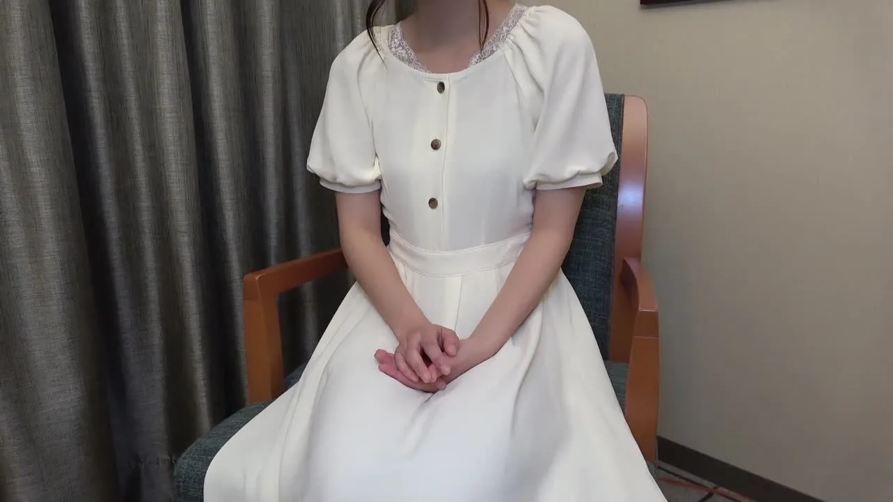 【2連発射】医学部に通う癒し系インテリ美女。未来の白衣の女医に中出し! - FC2 Video