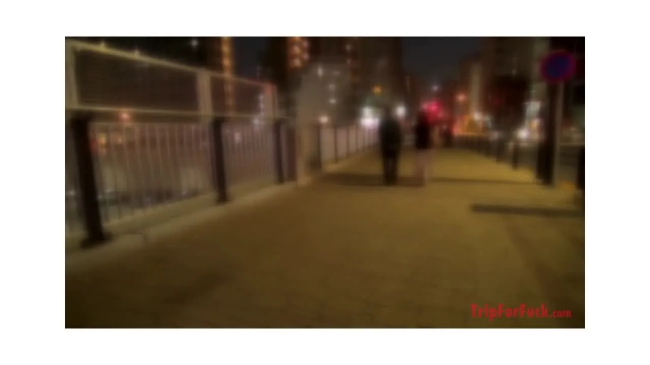 どうしても奥さんがハメられてるとこ見たいと言うことで。旦那の前で、「なかに出してぇ♡」 - FC2 Video