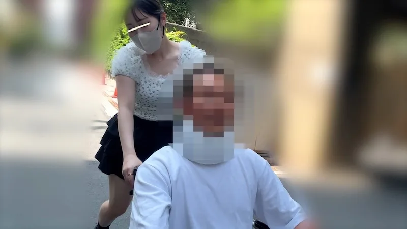 完全従順化させた美人研修生の射精介助サービス 涙目で巨乳パイズリ 障がい者の性処理支援 - FC2 Video