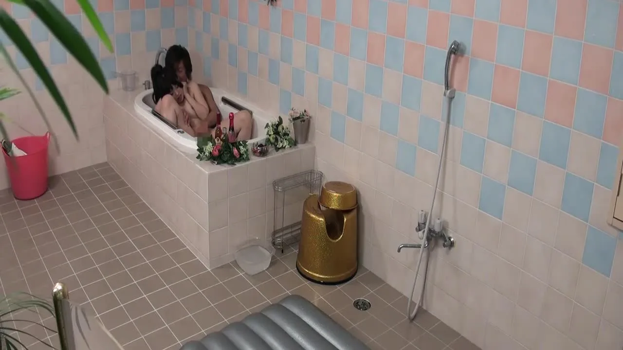【激マブ】ソープ内を撮影したかなり貴重な動画です。 ローションぬるぬるのマットプレイ - FC2 Video