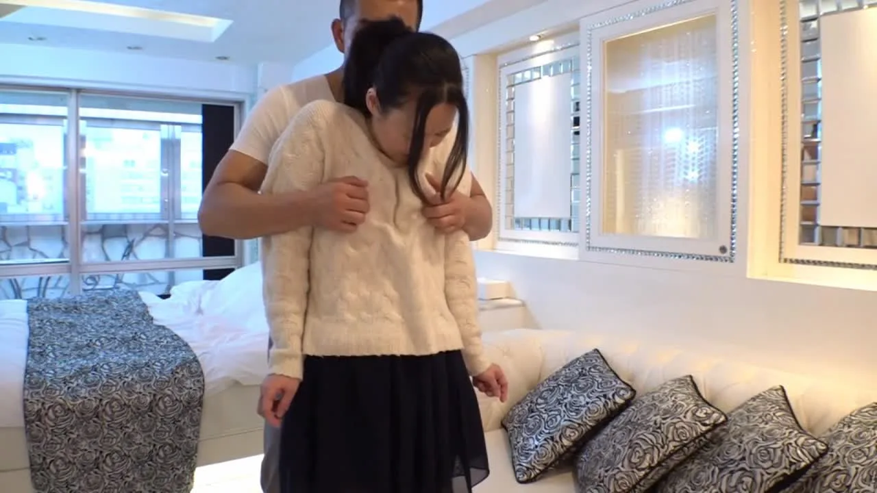 【熟女】初の浮気セックス。44歳。人妻。よしみさん。 - FC2 Video
