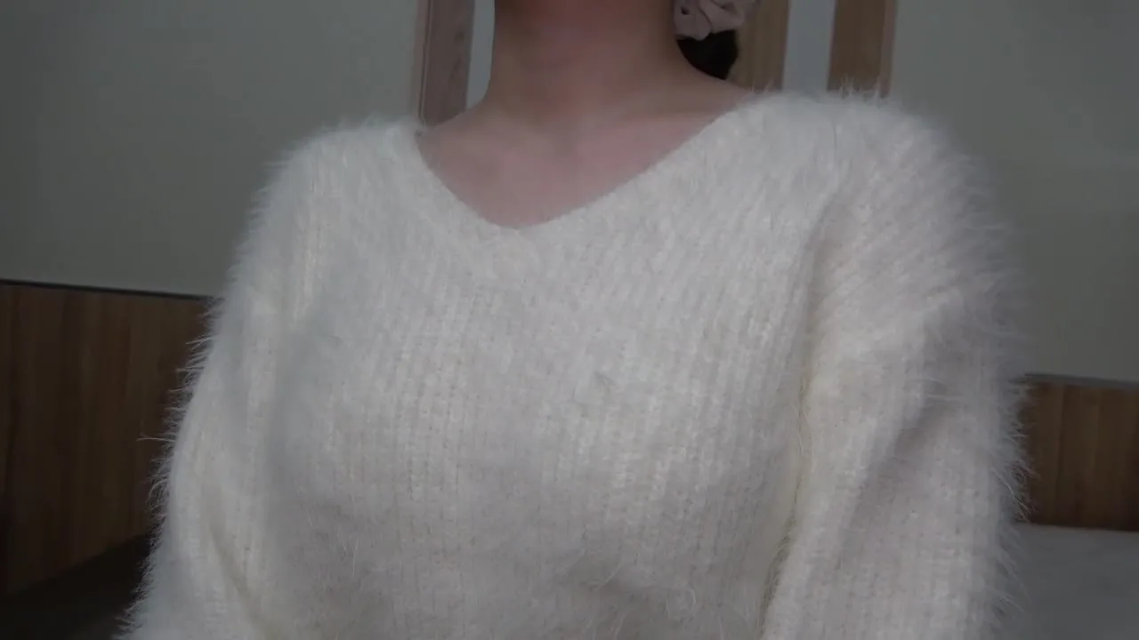 【美巨乳】19歳 色白でムッチリとしたエロ乳ボディが気持ち良すぎてNTR中出しフィニッシュ! - FC2 Video
