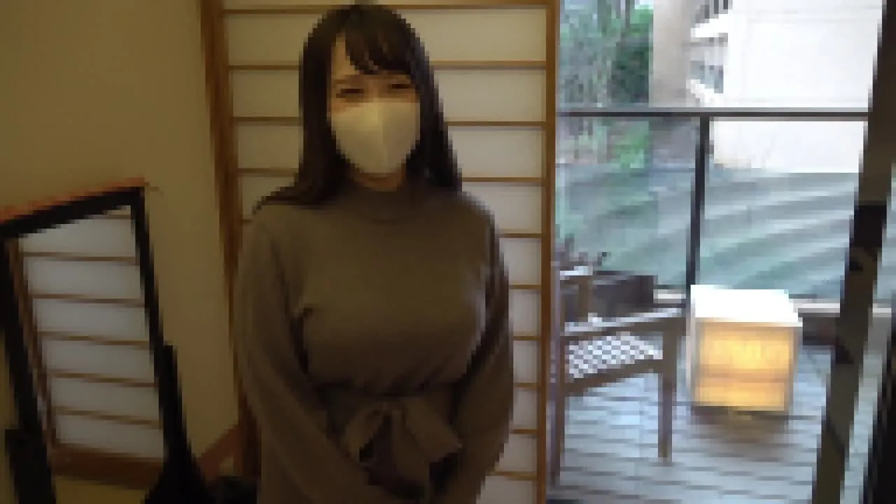 まゆちゃん18歳 フォロワー10万人超えの爆乳Ｋカップ裏垢女子大生と不倫中出し子作り温泉旅行♨. - FC2 Video - 354247