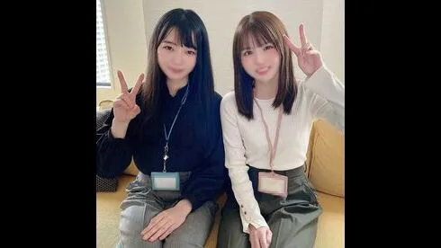 y○utubeでもバズり中、同じ会社の先輩と後輩。清楚美女2人とハーレムセックス。史上最高の連続中出し。 - FC2 Video - 355851