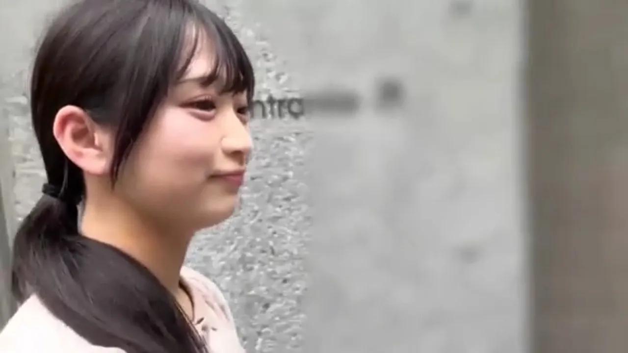 【過去一のSSS級】可愛いこちゃんとの再会！！アイドルフェイスにコスプレさせてプライベートえっち！！ - FC2 Video - 358575