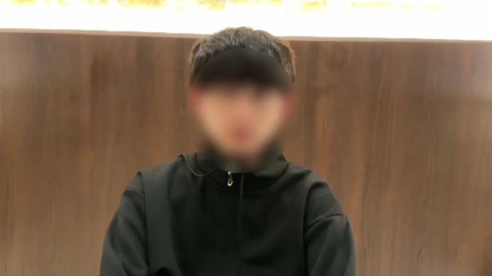 イケメン裏垢男子がチンコビンビンで掘られて中出しされる - FC2 Video - 362646