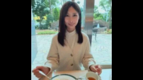 上品な美人奥様、実はハメ撮りが趣味。他の人にもされてみたいということで旦那も了承の上、中出しハメ撮り - FC2 Video - 367190