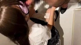 No.40 トイレ中にいきなり口内射精 - FC2 Video - 368886